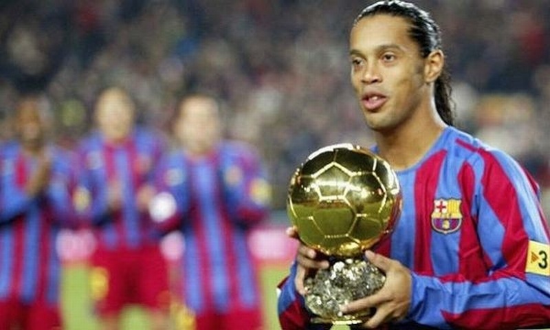 Tiểu sử Ronaldinho: Phù thủy bóng đá người Brazil