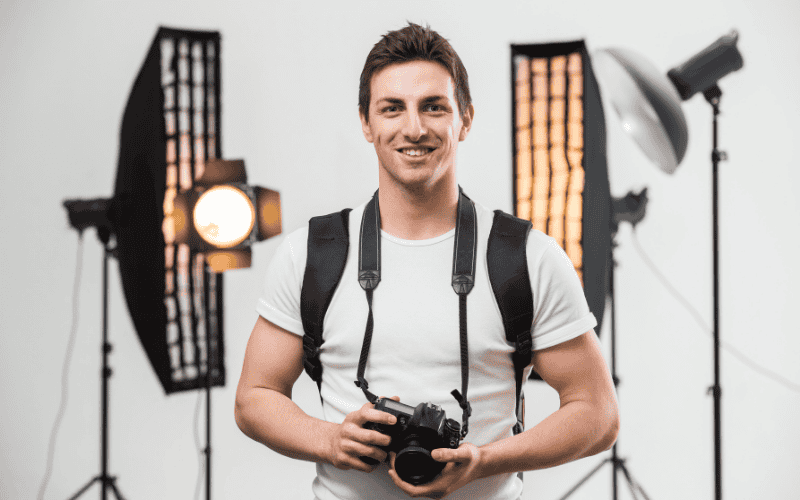 Nhiếp ảnh gia là gì? Tìm hiểu thêm về công việc của một nhiếp ảnh gia