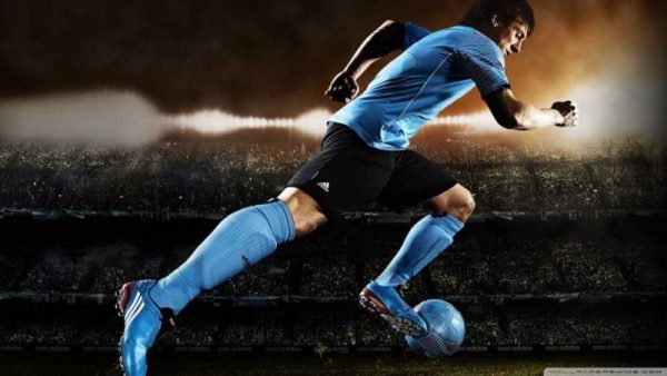 Những lợi ích của bóng đá khiến bạn muốn xỏ giày ra sân