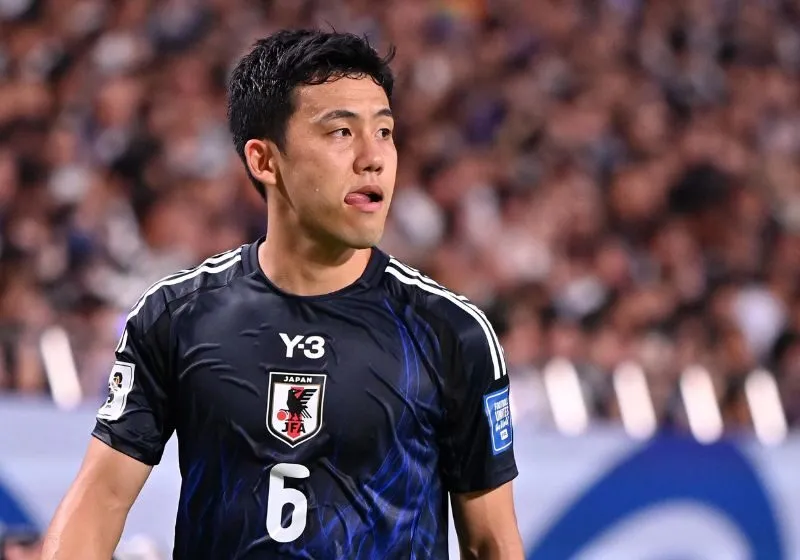 Đội trưởng Wataru Endo chỉ huy tuyến giữa đội tuyển Nhật Bản
